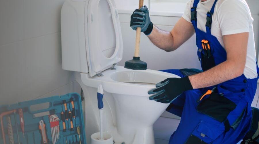 Professional emergency plumbing in East Weymouth, MA